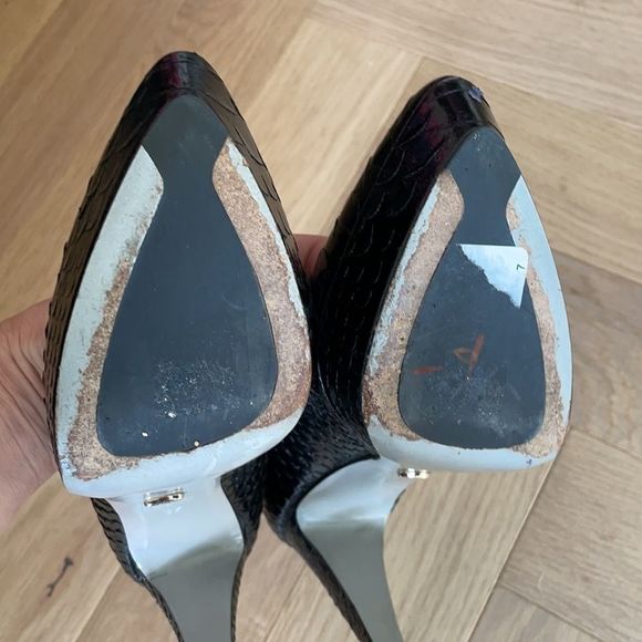 SERGIO ROSSI platform heels | Size 37 EUR - Picture 9 of 11